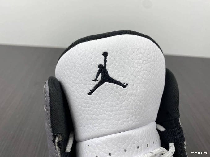 Grey Jordan Atmosphere Air Retro 13 414571-016 0426